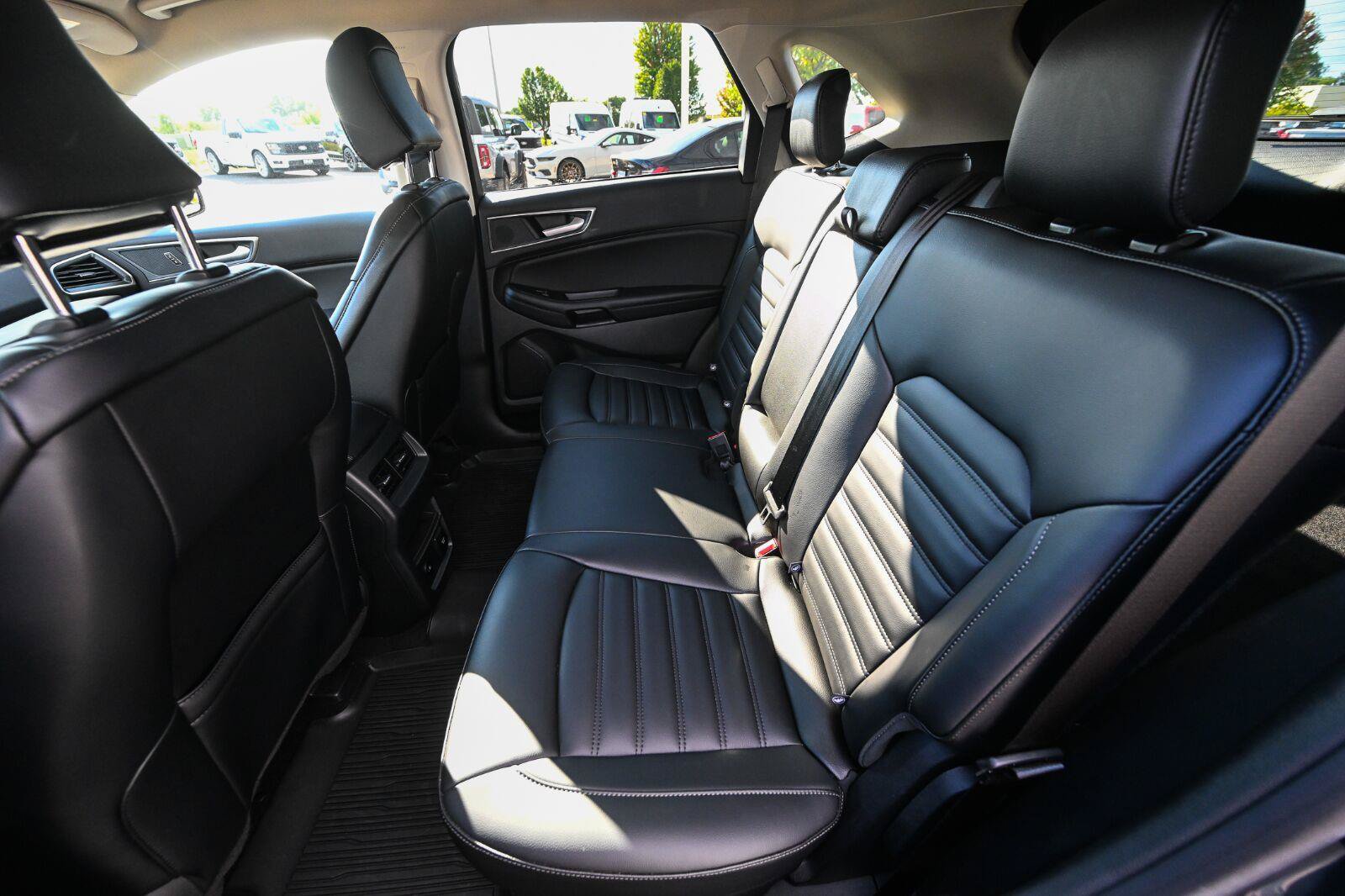 Certified 2024 Ford Edge SEL w/ Convenience Package AWD/4WD image 24