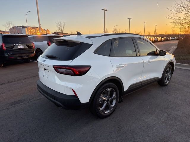 Certified 2025 Ford Escape ST-Line w/ Tech Pack #1 image 4