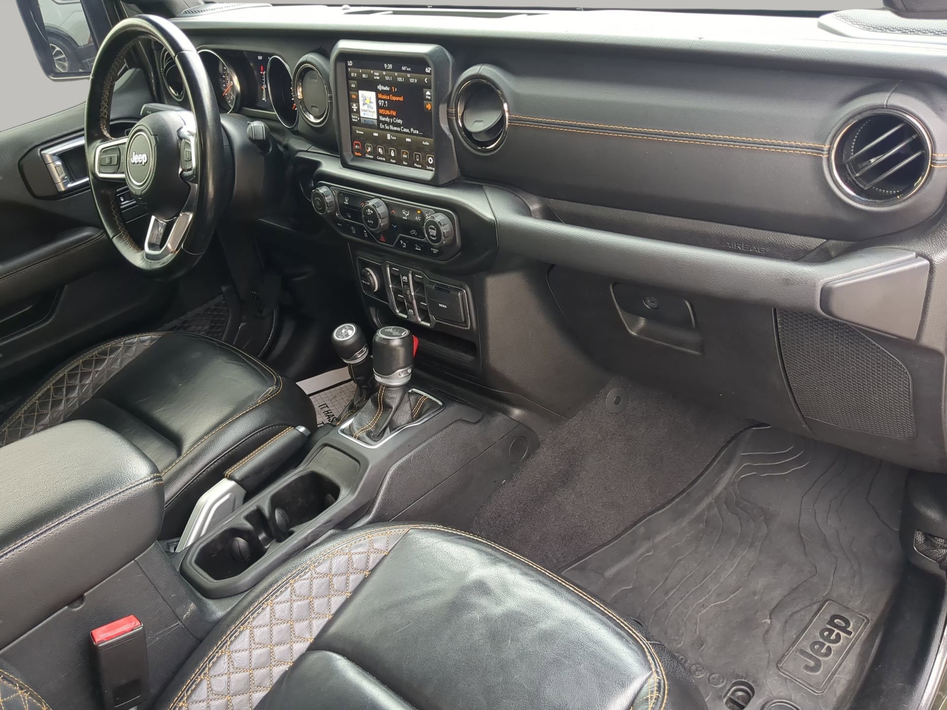 Used 2021 Jeep Wrangler Unlimited Sahara image 41