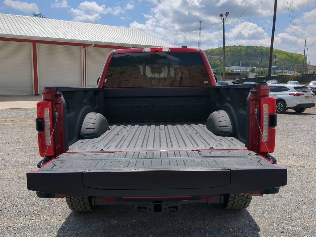 Certified 2024 Ford F250 Lariat w/ Lariat Ultimate Package AWD/4WD image 17