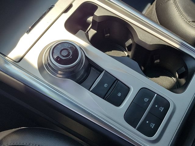 Certified 2023 Ford Explorer Limited w/ Limited Technology Package RWD image 12