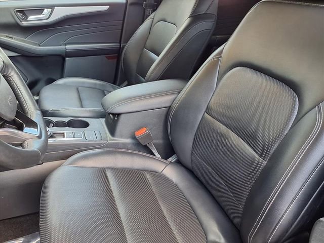 Certified 2021 Ford Escape SEL image 9