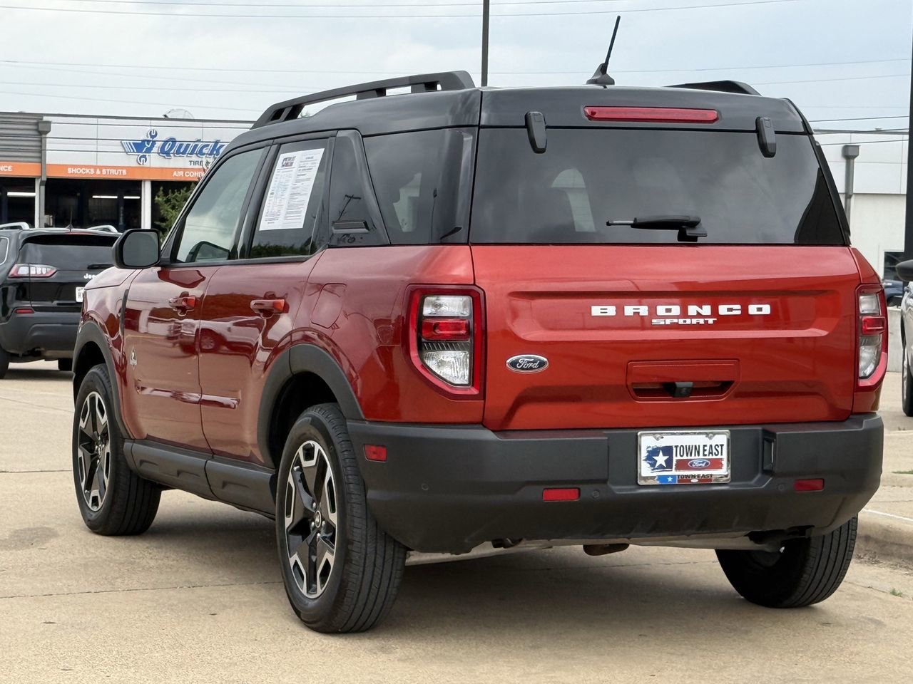 Certified 2024 Ford Bronco Sport Outer Banks w/ Tech Package image 5