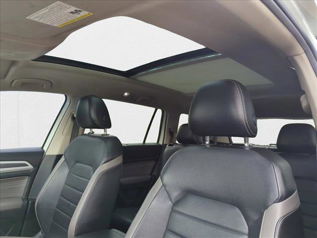 Used 2021 Volkswagen Atlas SEL Premium image 26