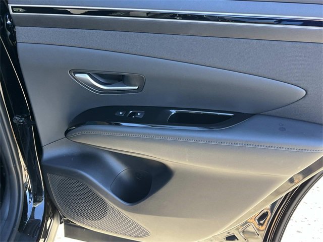 Used 2023 Hyundai Tucson Limited image 22