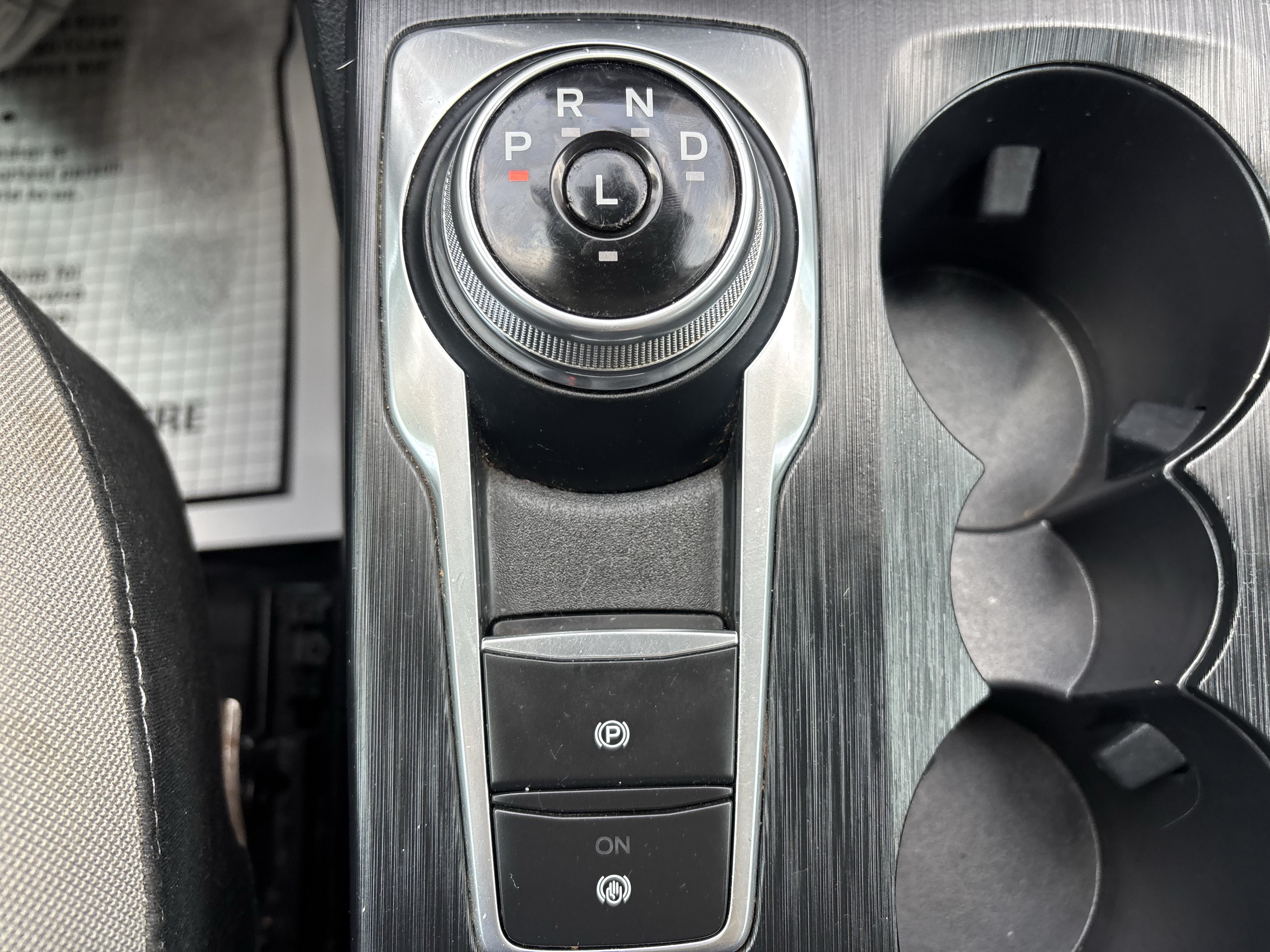 Certified 2022 Ford Escape SE FWD image 33