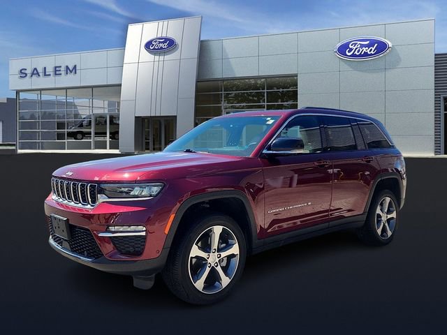 Used 2025 Jeep Grand Cherokee Limited w/ Luxury Tech Group II AWD/4WD image 6