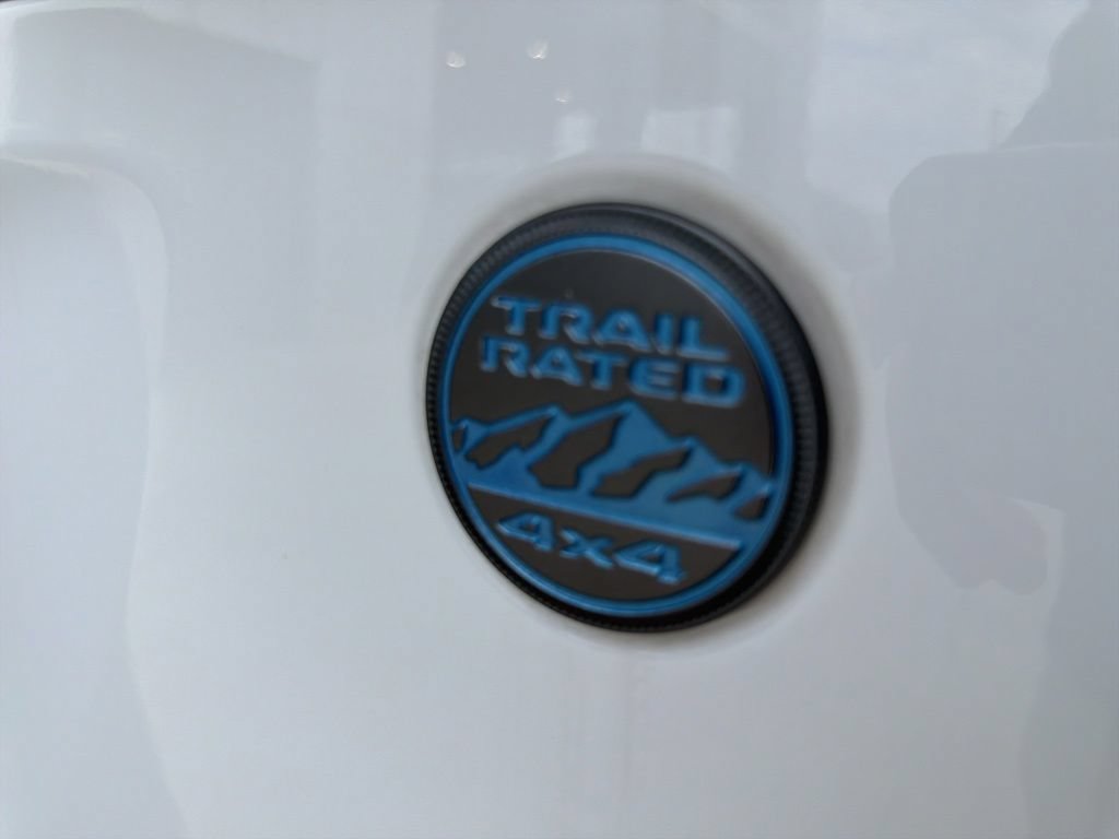 Used 2022 Jeep Wrangler Unlimited Rubicon 4xe w/ Cold Weather Group AWD/4WD image 50