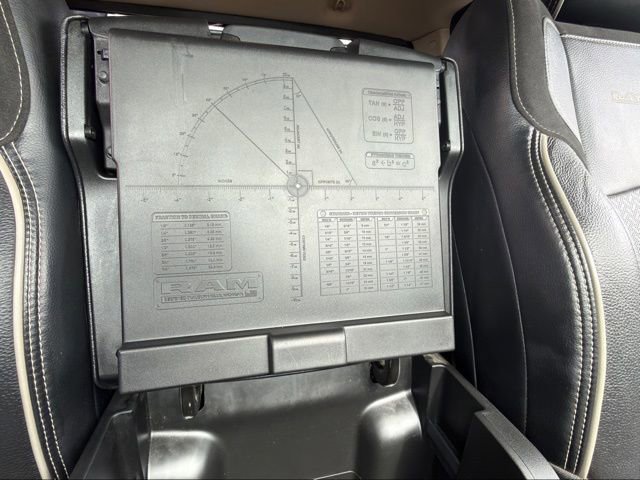 Used 2022 RAM 3500 Laramie image 34