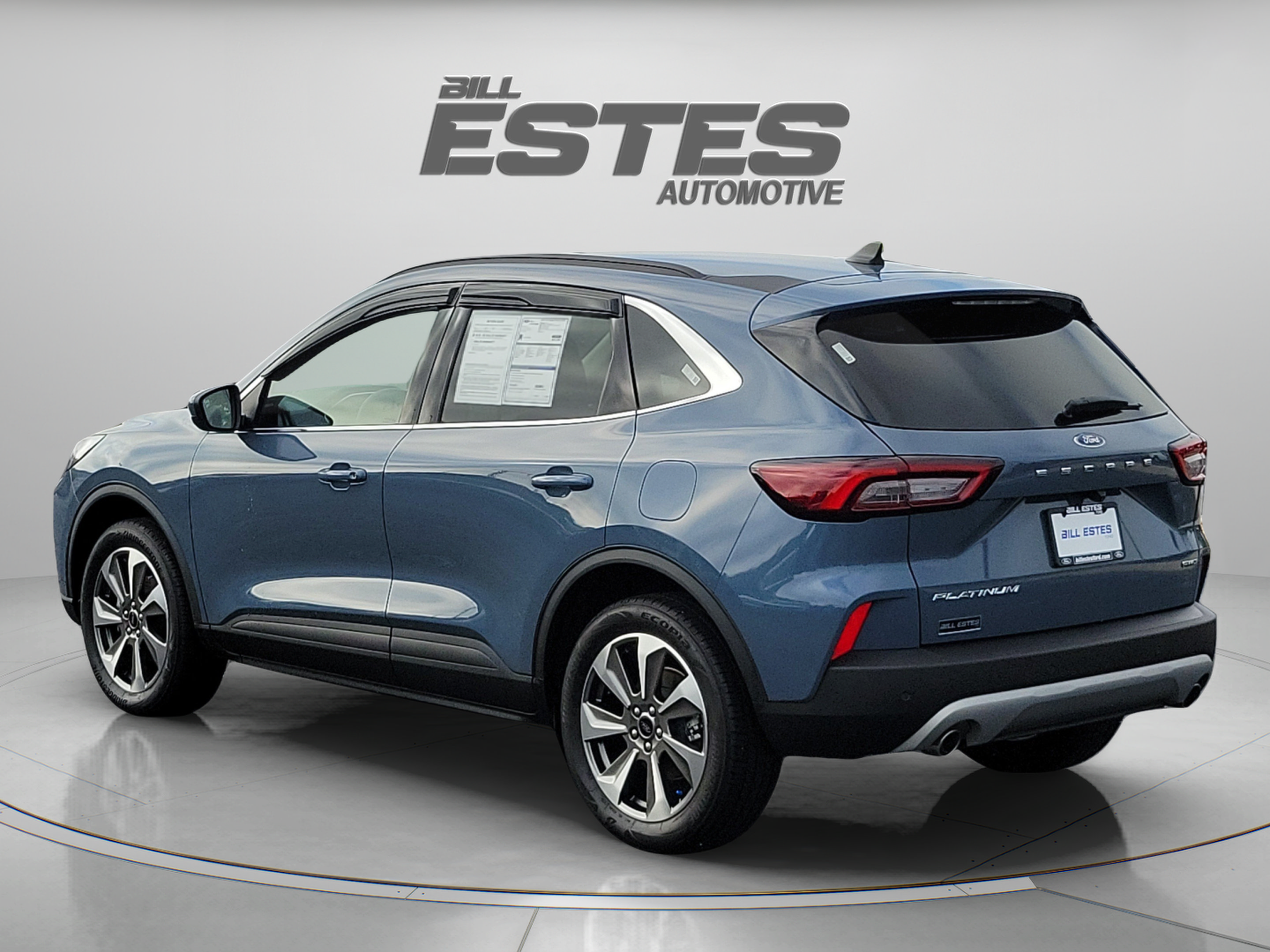 Certified 2025 Ford Escape Platinum AWD/4WD image 2