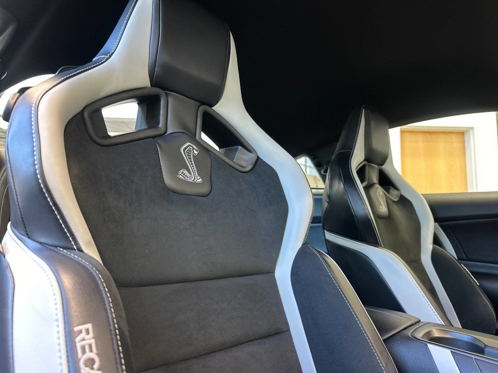 Certified 2020 Ford Mustang Shelby GT500 w/ Technology Package RWD image 12