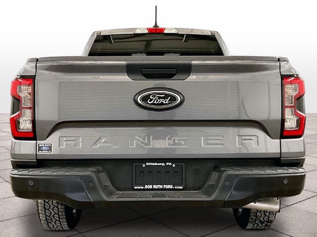 Certified 2025 Ford Ranger XLT w/ Black Appearance Package AWD/4WD image 4