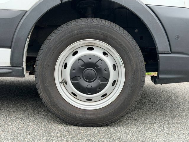 Certified 2023 Ford Transit 250 Medium Roof RWD image 11