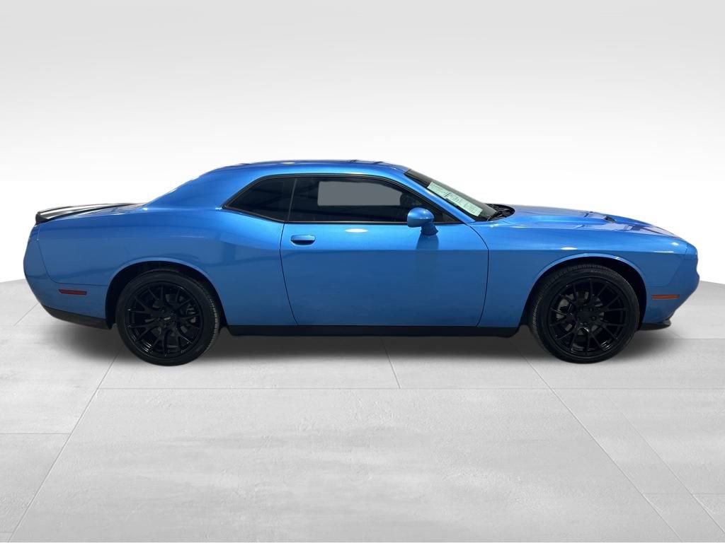 Used 2023 Dodge Challenger SXT w/ Blacktop Package image 6