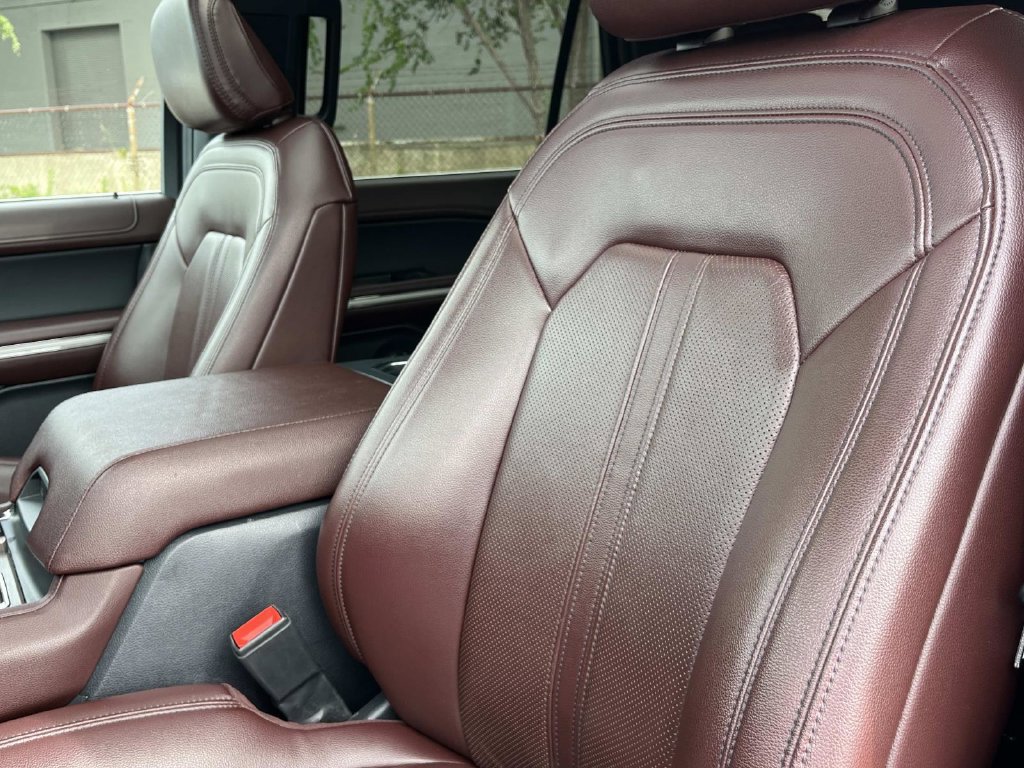 Certified 2024 Ford Expedition Limited RWD image 34