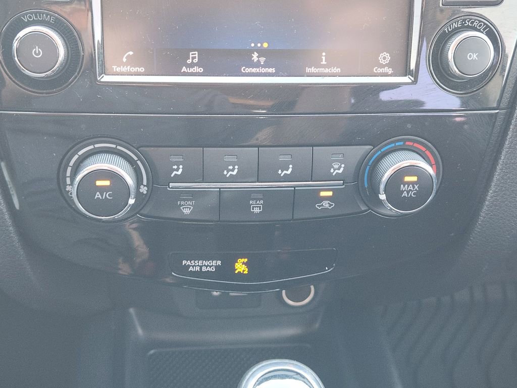 Used 2019 Nissan Rogue Sport S image 18