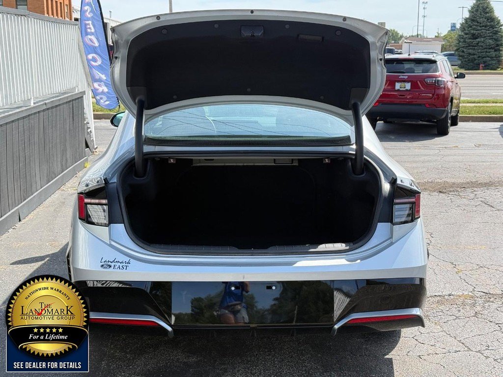 Used 2025 Hyundai Sonata SEL FWD image 19