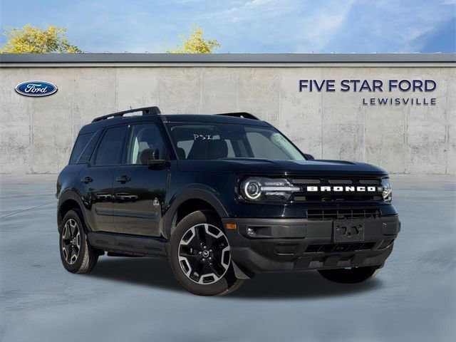 Certified 2024 Ford Bronco Sport Outer Banks AWD/4WD image 2