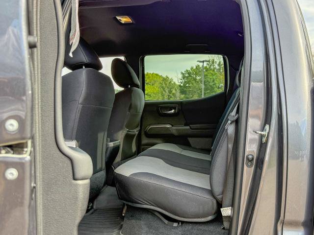 Used 2021 Toyota Tacoma TRD Off-Road AWD/4WD image 16