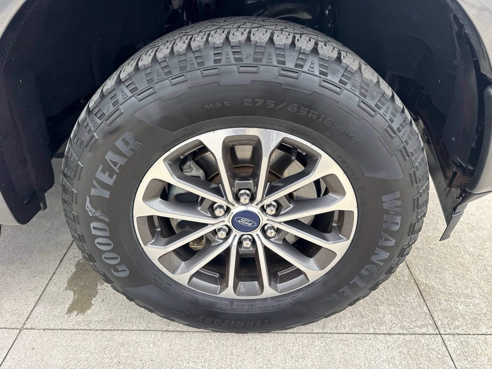Certified 2019 Ford F150 XLT w/ Equipment Group 302A Luxury AWD/4WD image 23