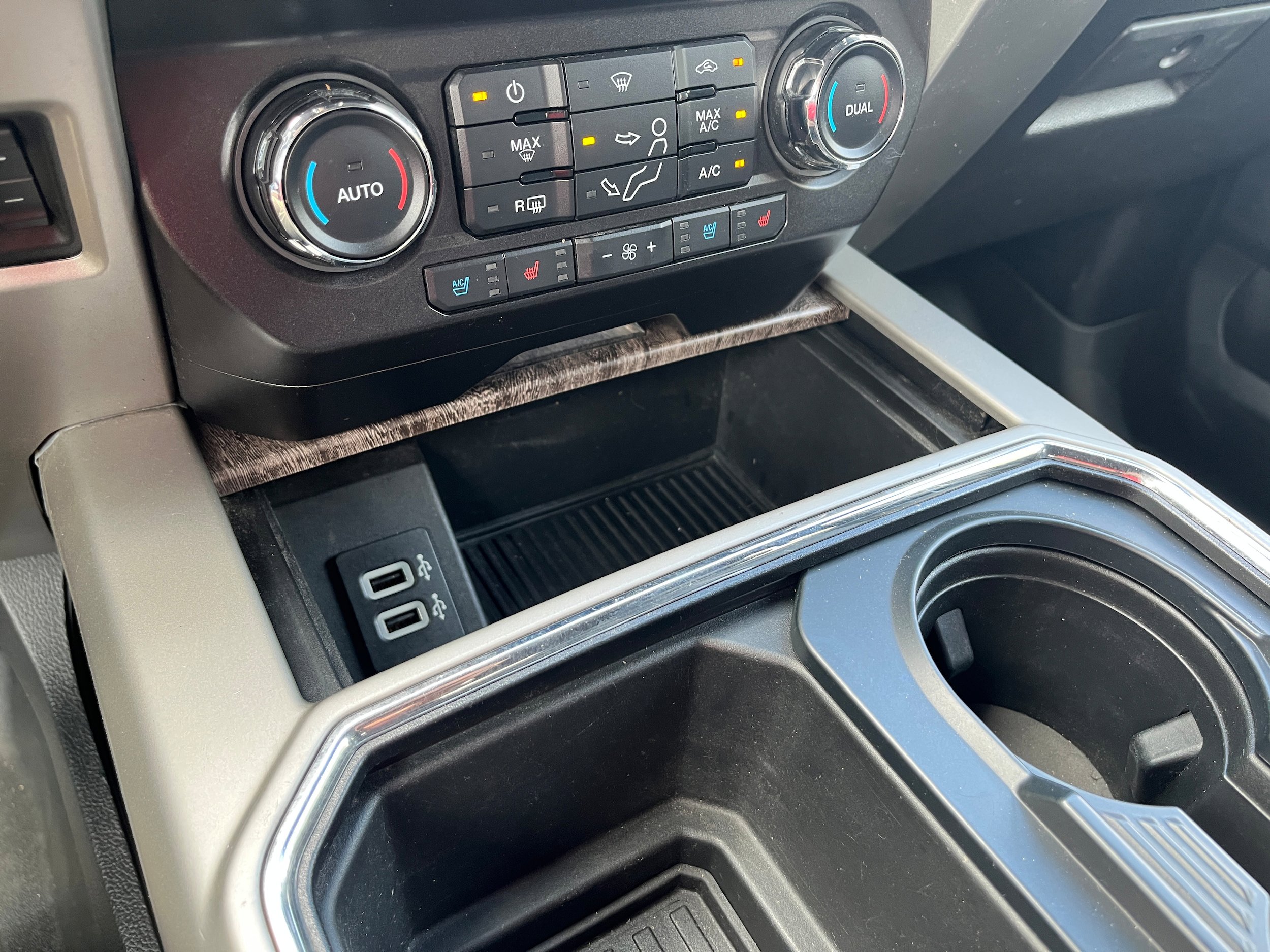 Certified 2019 Ford F250 Lariat w/ Lariat Value Package AWD/4WD image 17