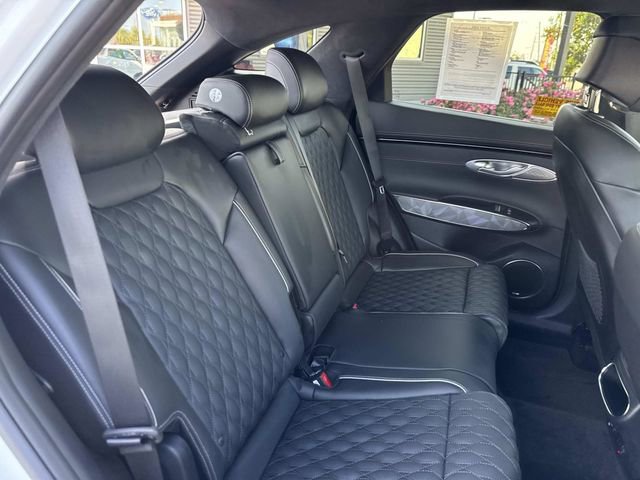 Used 2025 Genesis GV70 3.5T Sport w/ Sport Advanced Package image 10