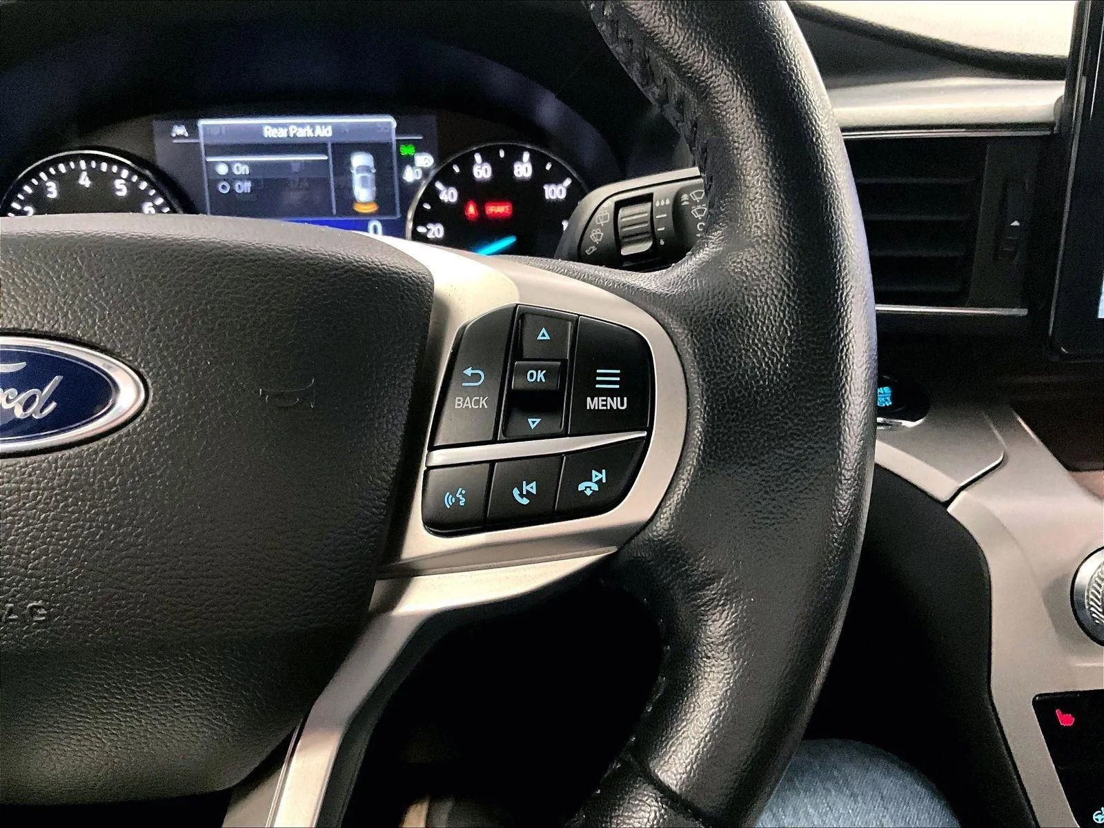 Certified 2022 Ford Explorer XLT w/ Equipment Group 202A image 18