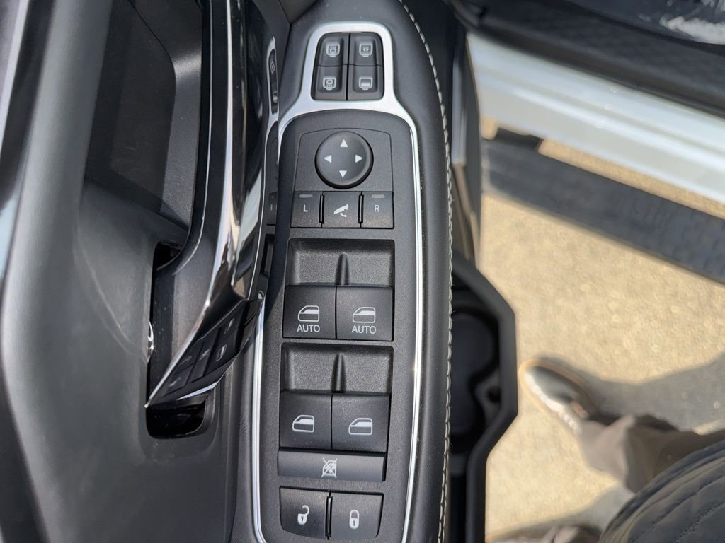 Used 2024 RAM 2500 Rebel w/ Safety Group AWD/4WD image 16