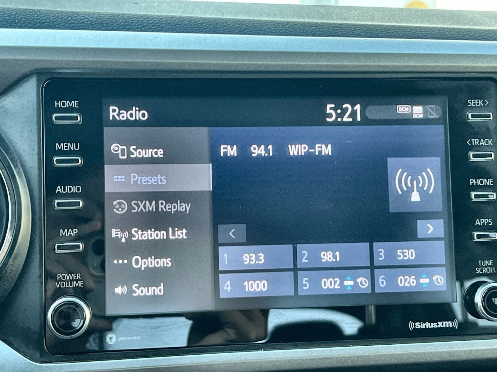 Used 2020 Toyota Tacoma SR5 image 18