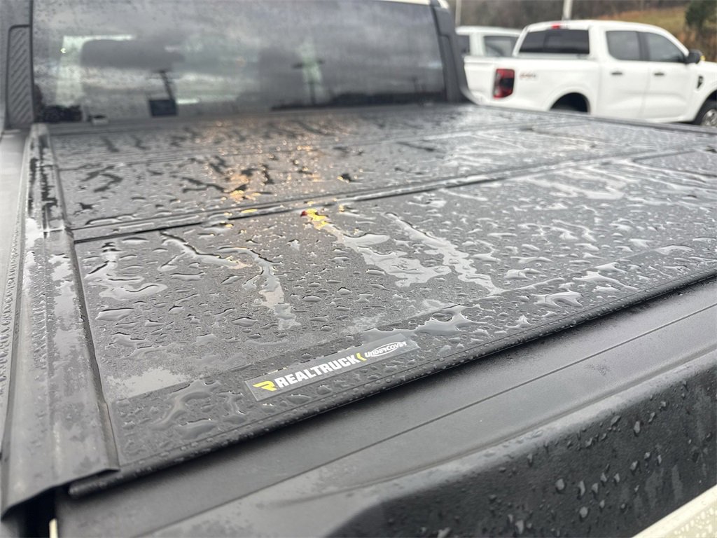 Certified 2025 Ford Maverick XL w/ Equipment Group 102A image 35