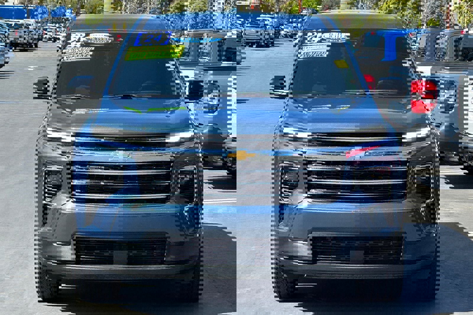 Used 2024 Chevrolet Traverse LT w/ Trailering Package image 9