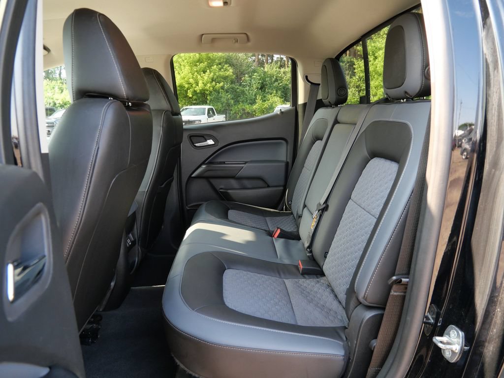 Used 2022 Chevrolet Colorado Z71 AWD/4WD image 13