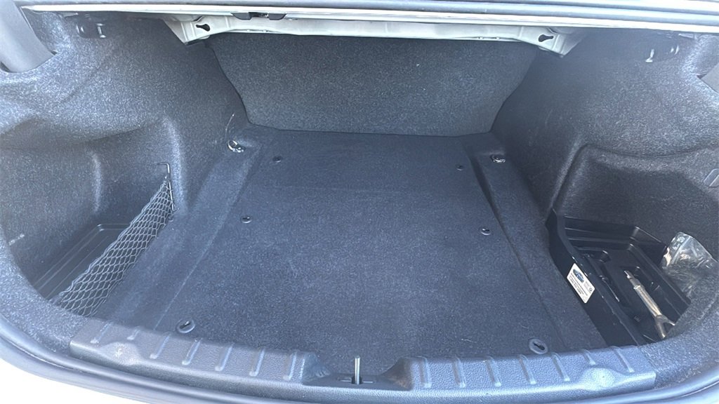 Used 2017 BMW 320i Sedan image 24