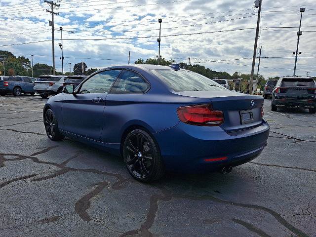 Used 2020 BMW 230i Coupe w/ Premium Package image 4