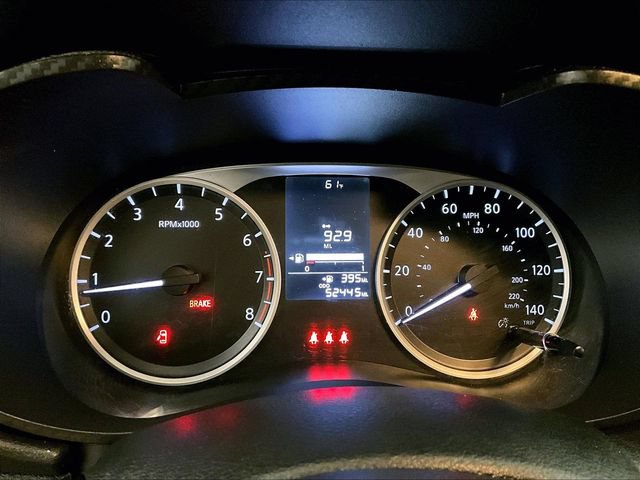 Used 2023 Nissan Versa S FWD image 18