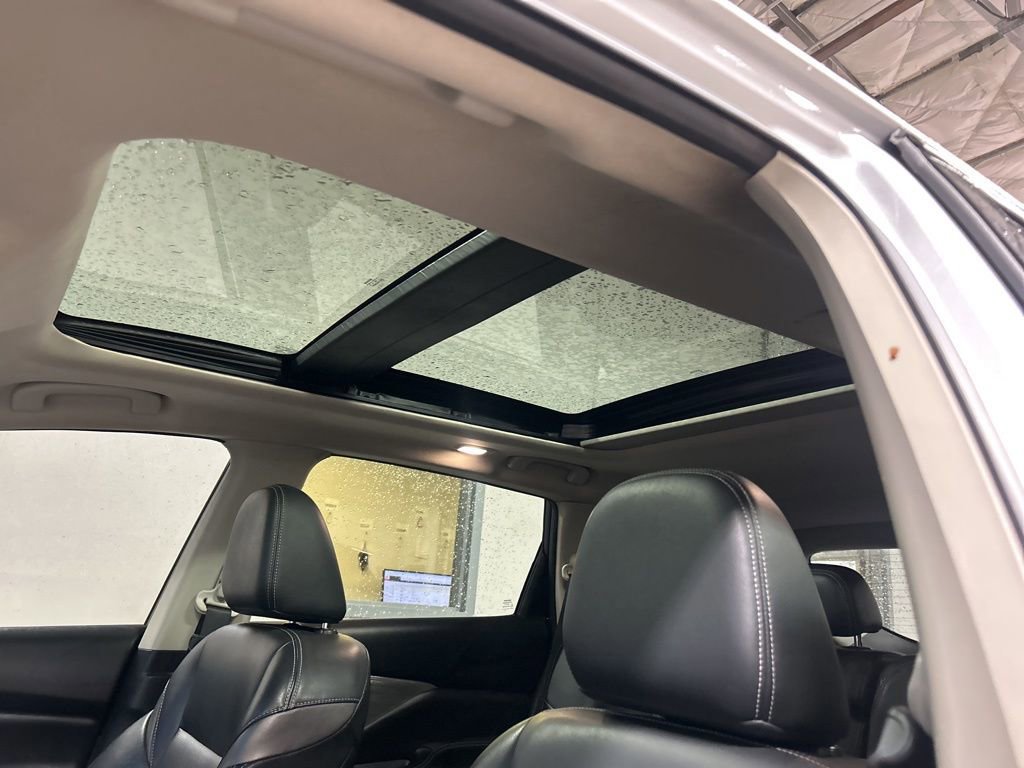 Used 2018 Nissan Murano SL w/ Moonroof Package image 8