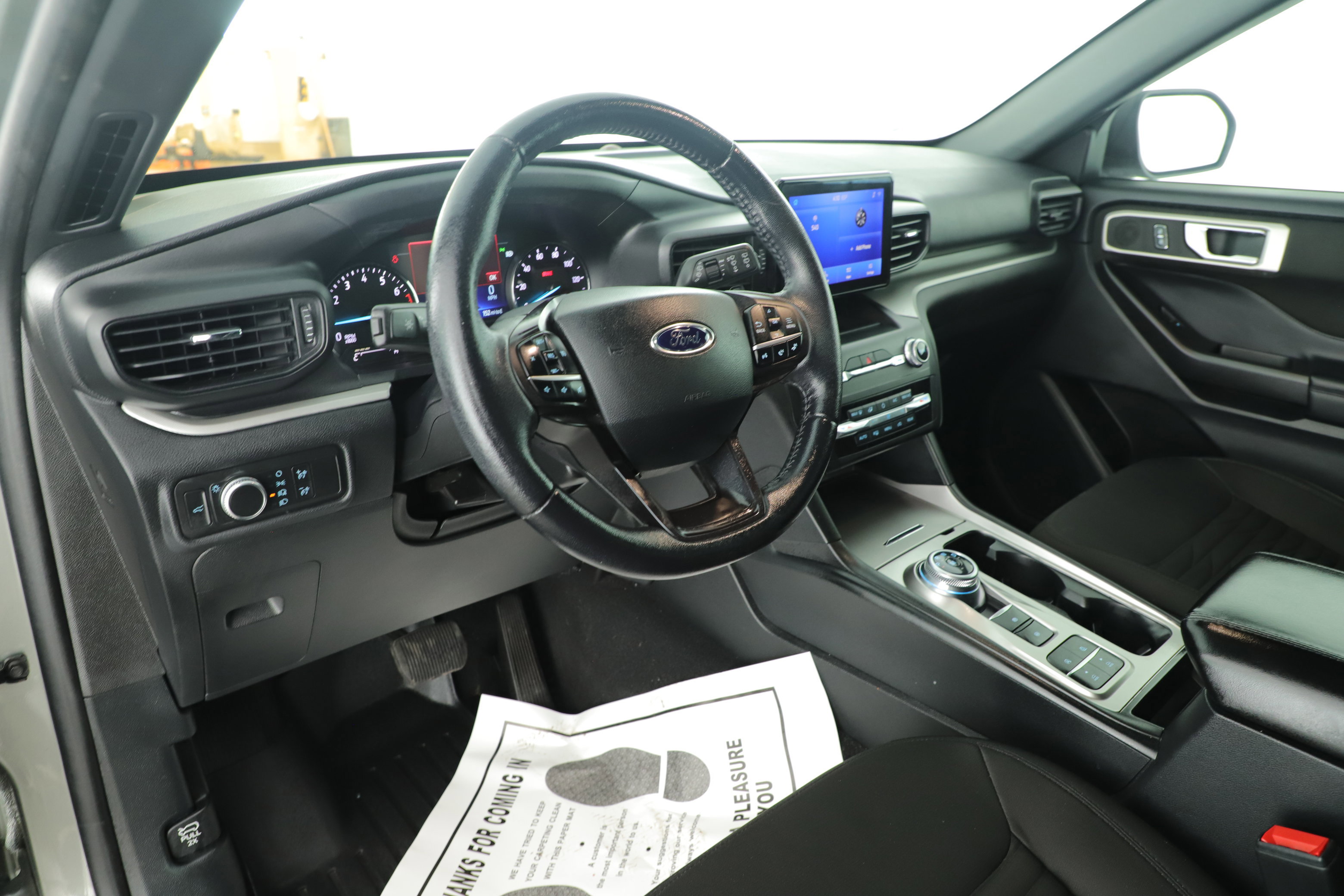 Certified 2020 Ford Explorer XLT image 4