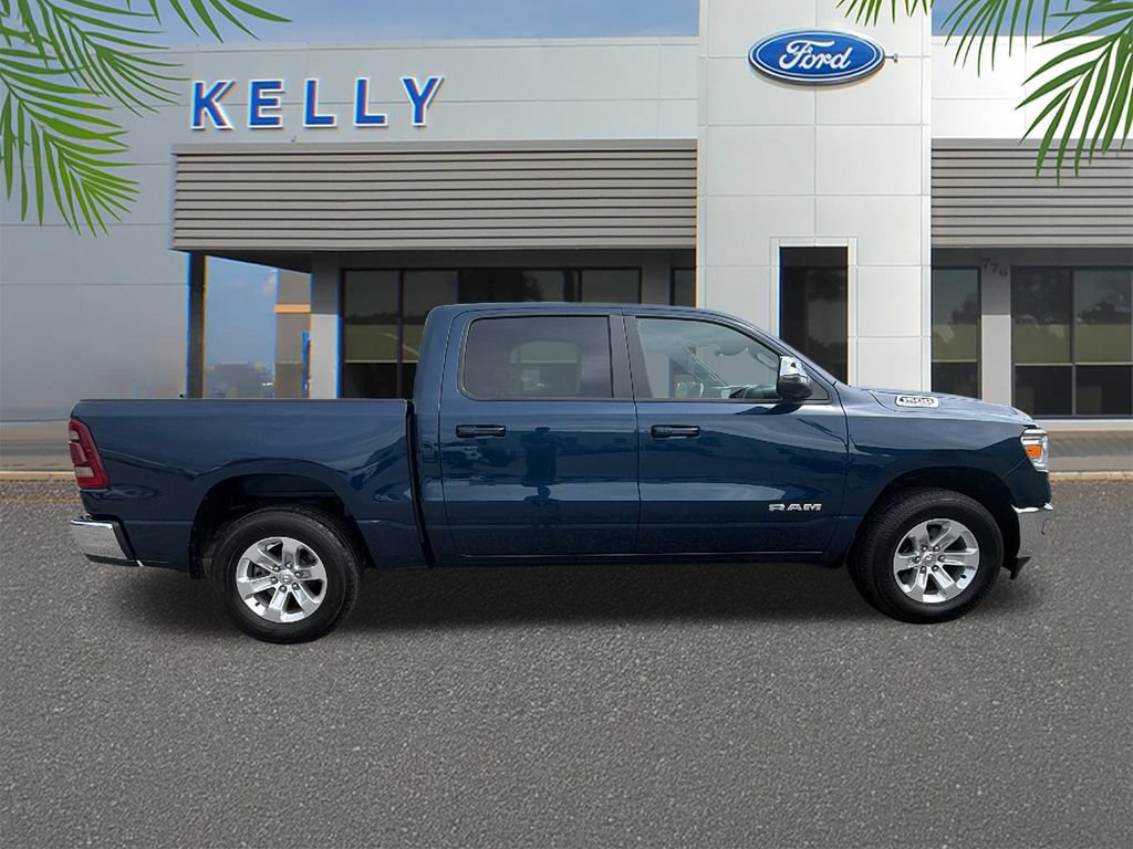 Used 2024 RAM 1500 Laramie AWD/4WD image 6