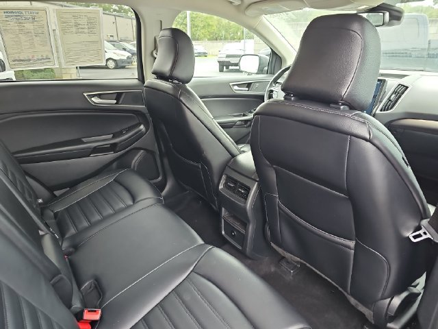 Certified 2024 Ford Edge SEL AWD/4WD image 11