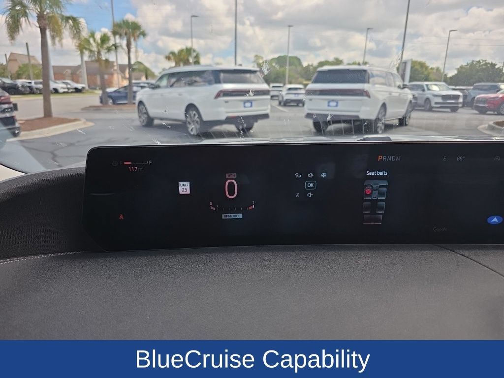 Certified 2025 Ford Expedition Platinum w/ Driver's Package AWD/4WD image 12