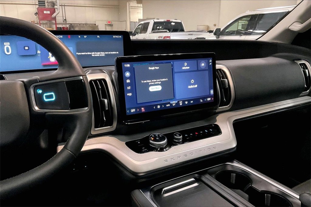 Certified 2025 Ford Expedition Max Active image 6