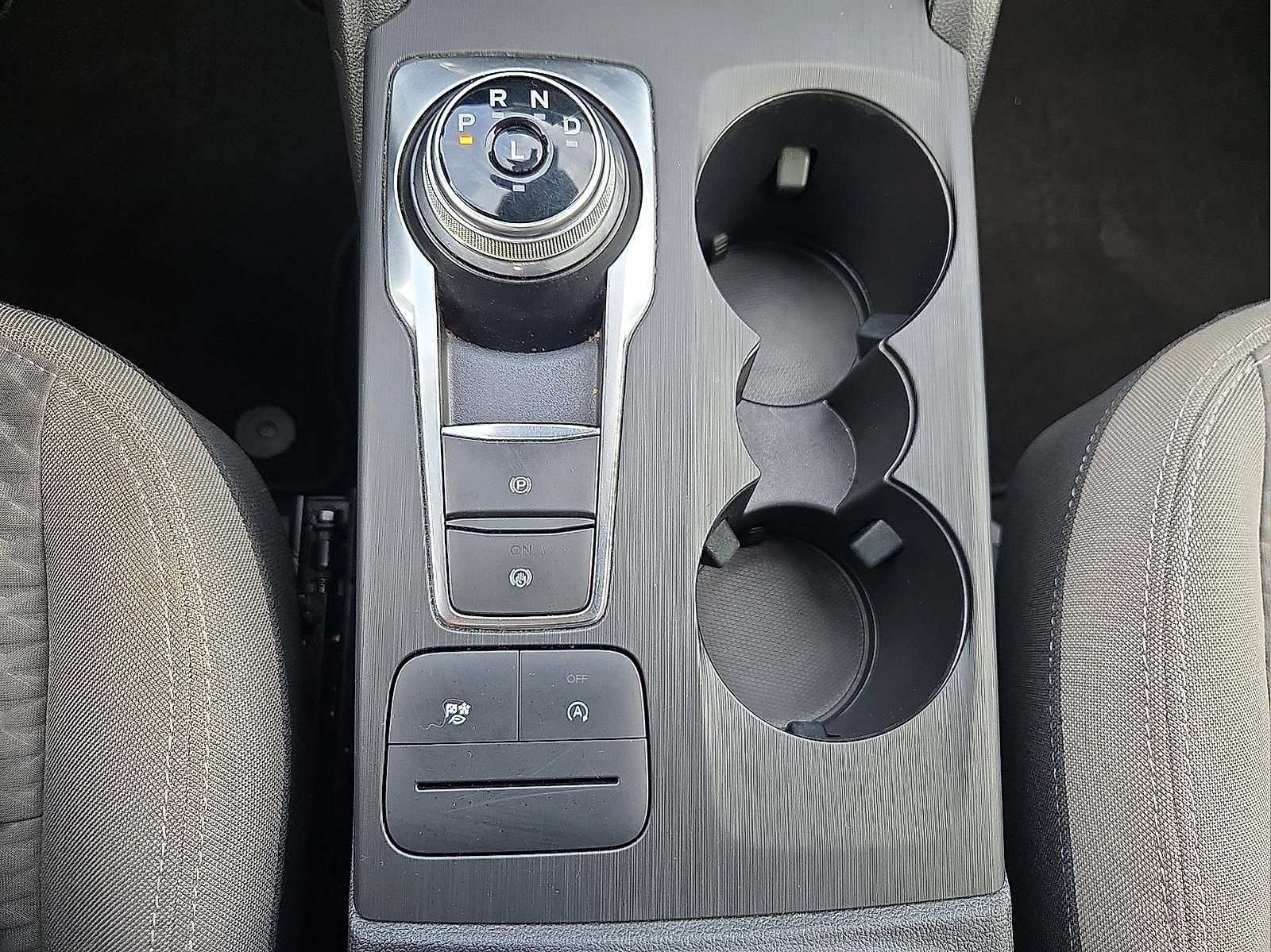 Certified 2020 Ford Escape SE FWD image 18