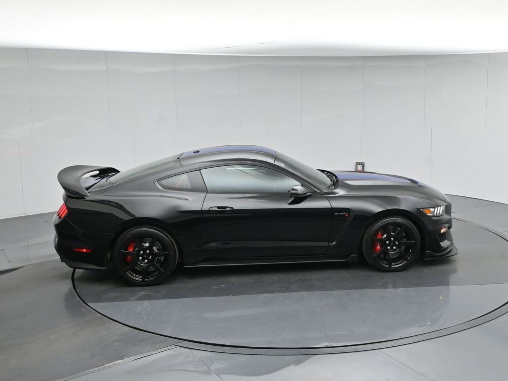Certified 2017 Ford Mustang Shelby GT350R w/ GT350R Equipment Group 920A RWD image 36