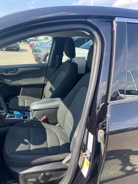 Certified 2023 Ford Escape Active w/ Tech Pack #1 FWD image 5