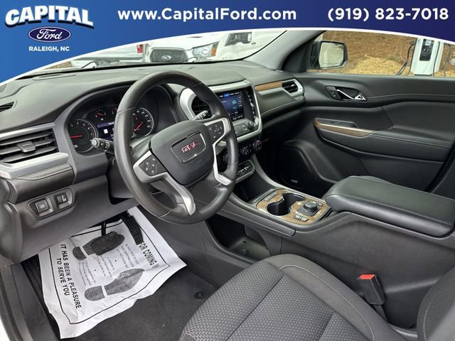 Used 2023 GMC Acadia SLE w/ Driver Convenience Package image 17