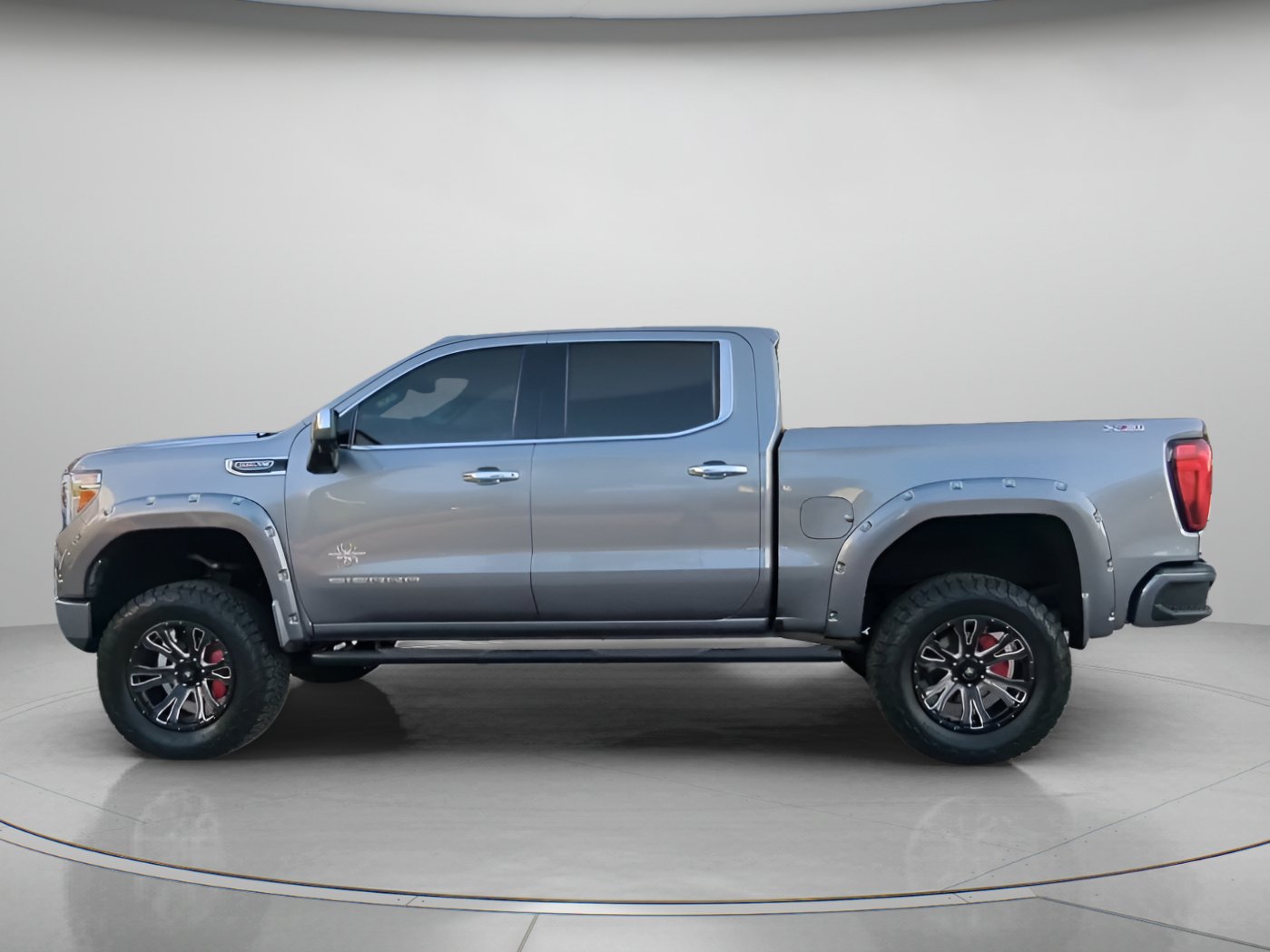 Used 2020 GMC Sierra 1500 SLT w/ SLT Premium Plus Package AWD/4WD image 18