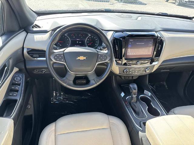 Used 2022 Chevrolet Traverse LT image 11