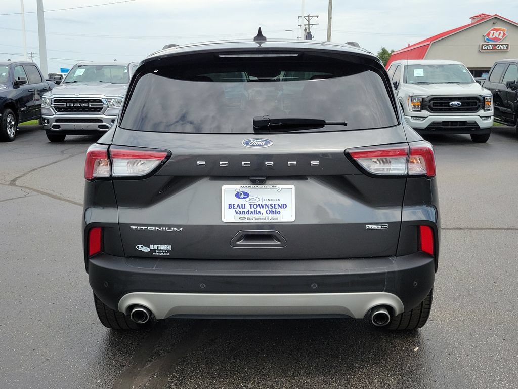 Certified 2020 Ford Escape Titanium w/ Titanium Premium Package 2.0 AWD/4WD image 5