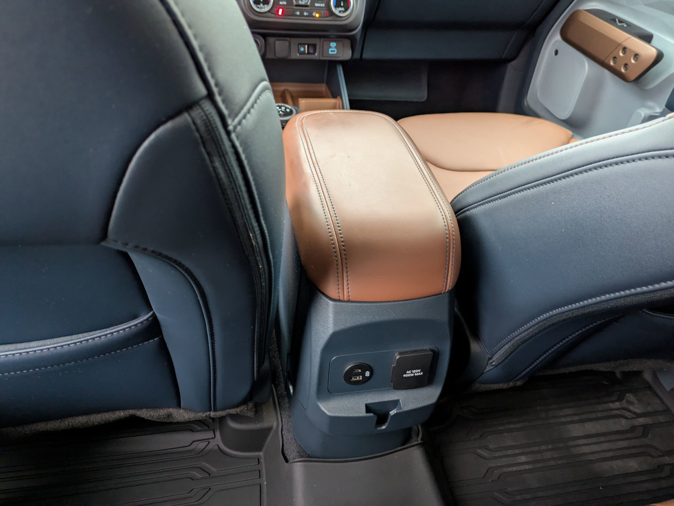 Certified 2023 Ford Maverick Lariat w/ Lariat Luxury Package image 32