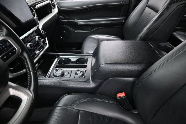 Certified 2024 Ford Expedition XLT AWD/4WD image 27